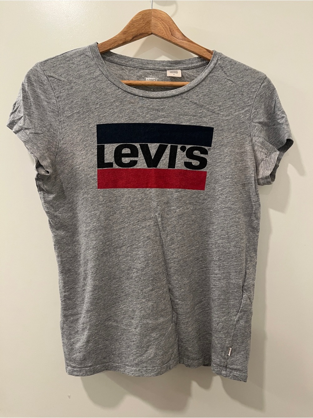 Levi's Women's Heather Gray Logo Tee with Navy & Red Stripes size M